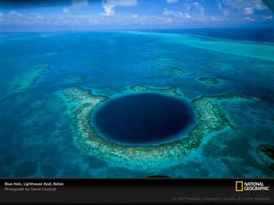 A top dive spot: the famous Blue Hole of Belize